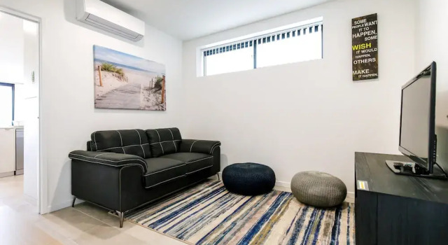 Glorious 2-bed With Waterside Balcony Views, Забронировать Апартаменты/квартира Батманс-Бей Еврободалла, рядом с Пляж Сёрфсайд