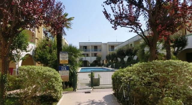 Апартаменты c 1 комнатой с балконом Family-friendly Poolside Tranquility
