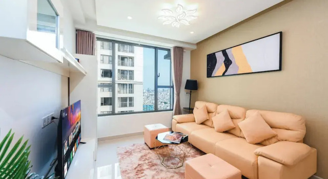 Апартаменты Luxury с балконом и с видом на город S Lux Apartment