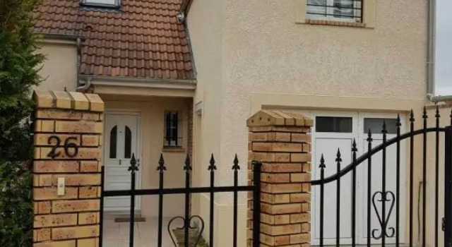 Maison à 10 min de Paris, Varaa Hotelli Argenteuil 