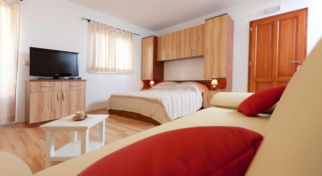 Студия Apartments Branka