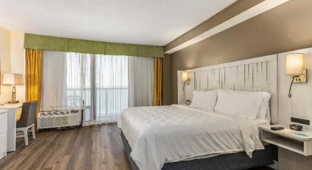 Двухместный номер Standard с видом на океан Holiday Inn & Suites Clearwater Beach by IHG