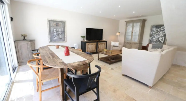 Maison de village avec piscine privée au coeur du village d'Aureille, 6 personnes LS1-386 PROUVENCO