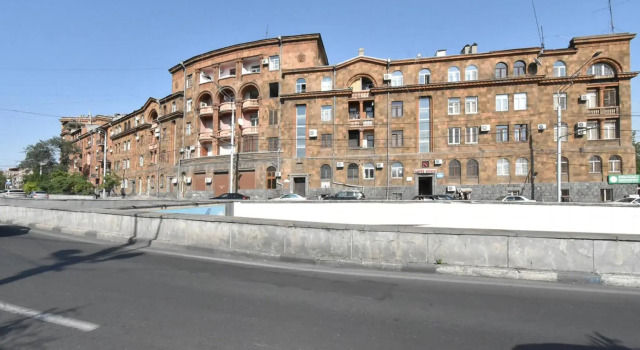 Mashtots street, 2 bedrooms Modern, Euro Renovated apartment MA218, Забронировать Апартаменты/квартира Апартаменты Еревана, рядом с Площадь Республики, Апартаменты/квартира