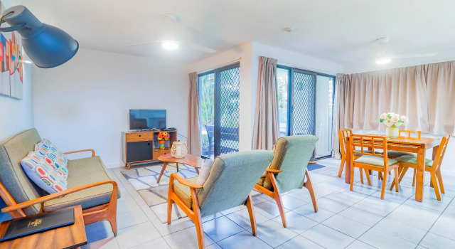 Полулюкс Windward Apartments