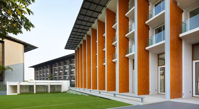 Phurinda Residence, Rezervovat Hotel Hotely v Central Thailand se snídaní, Snídaně