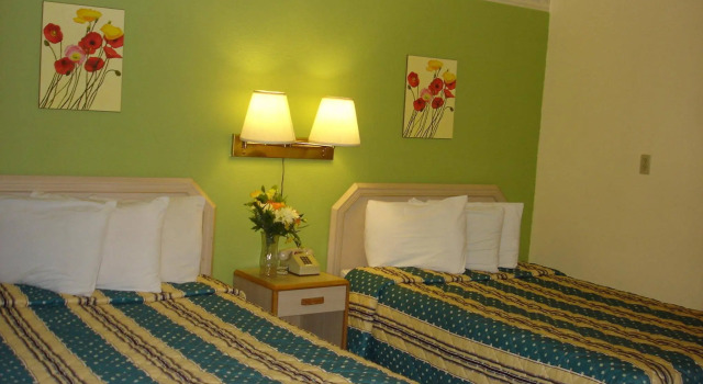 Valueinn Eugene - Airport