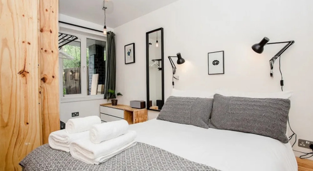 Modern Central 1 Bed in Clerkenwell - sleeps 4, Забронировать Отель Отели Большого Лондона с завтраком, Завтраки