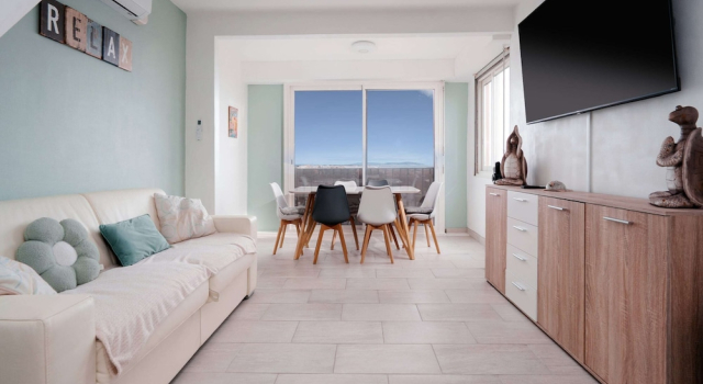 Light Filled Property Near Sea