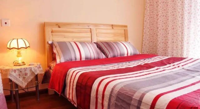 Chengdu Youjia Hotel, Забронировать Отель Отели Лунцюанььи 3 звезды, 3*