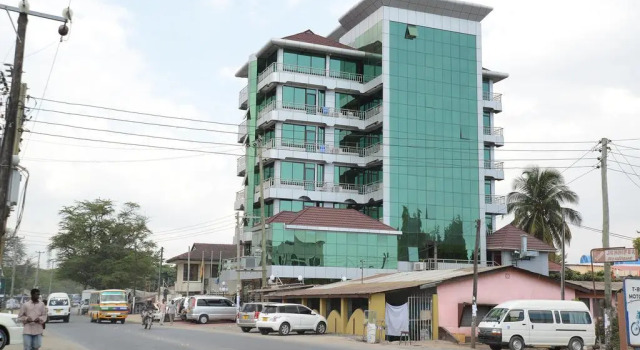 Nemax Royal Hotel