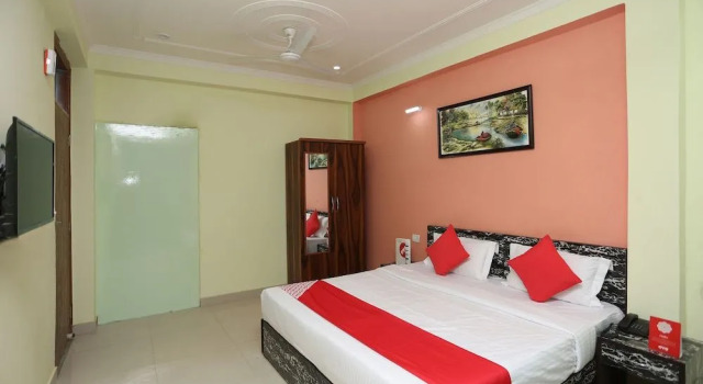 OYO 24502 Yp Hospitality