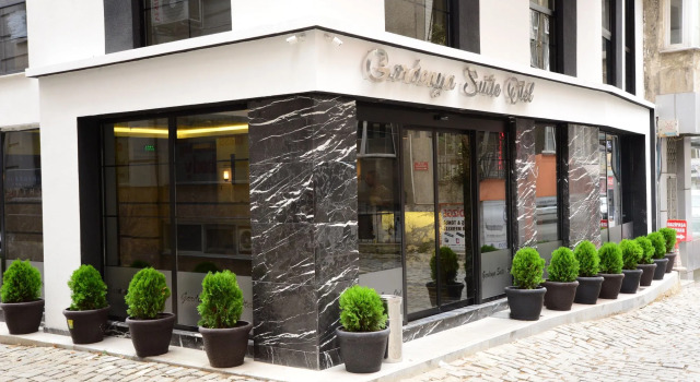 Gardenya Suit Hotel