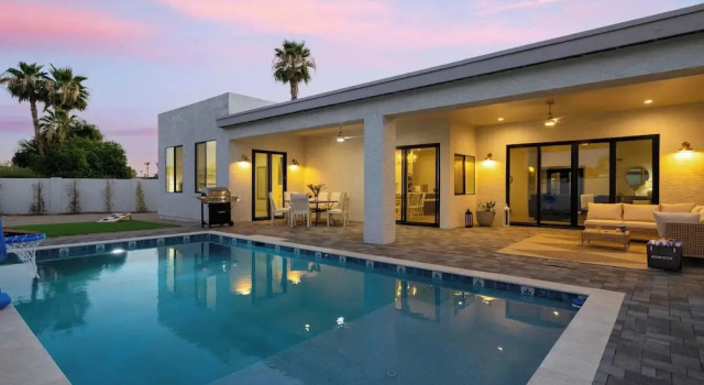Коттедж El Dorado by Avantstay Luxe 4BR w/ Pool, Putting Green, Fireplace Near Kierland