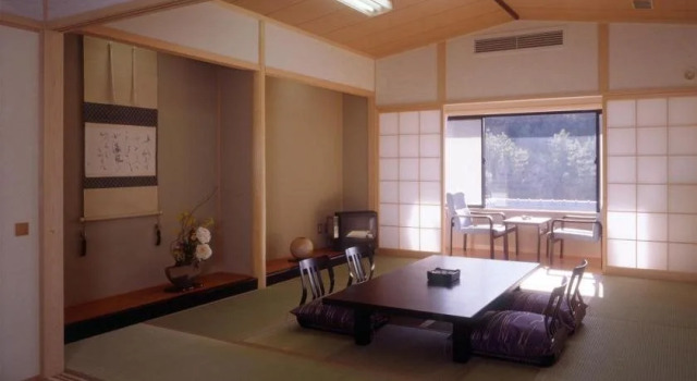 Ryori No Yado Ginrin, Boek Hotel Hotels in Tokai met parkeren, Parkeren
