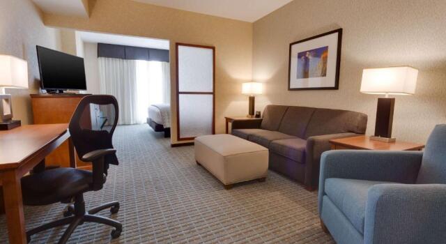 Номер Superior Drury Inn & Suites Phoenix Chandler Fashion Center