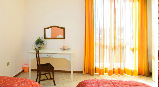 La Pinetina B&B, Rezervovat Penzión se snídaní Porto San Giorgio 