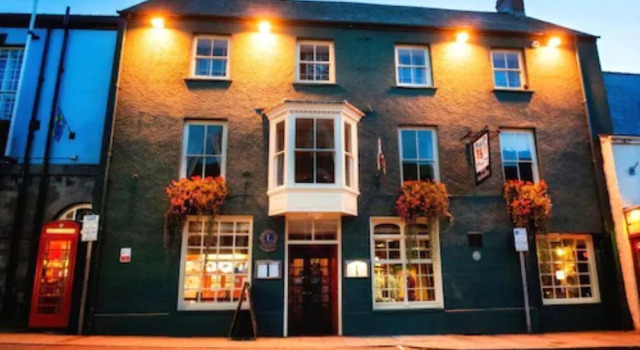 Old Kings Arms Hotel, Забронировать Отель Пембрук Пембрукшир