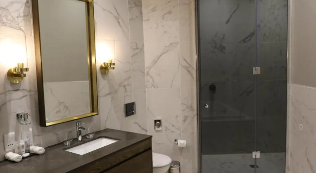 Апартаменты Mayfair Hotel