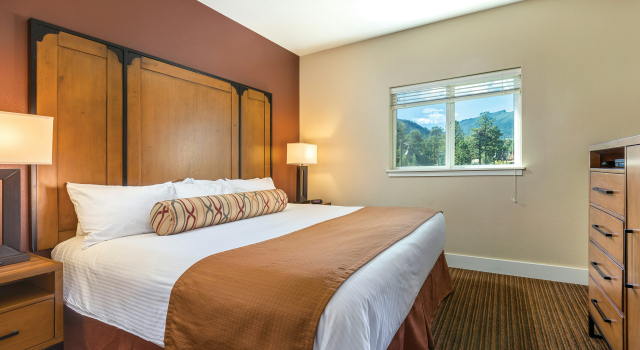 WorldMark Estes Park, Забронировать Отель Эстес-Парк Rocky Mountain National Park, рядом с Trout Haven Fishing Pond