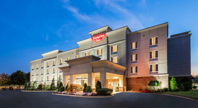 Hampton Inn Clifton Park, Забронировать Отель Клифтон-Парк штат Нью-Йорк, рядом с Bright Horizons