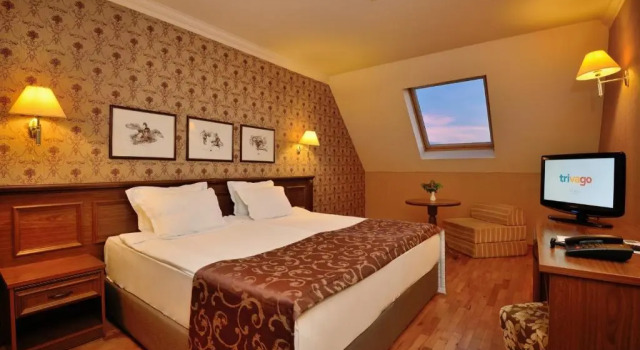 Двухместный номер Standard Мансарда Hotel Club Central