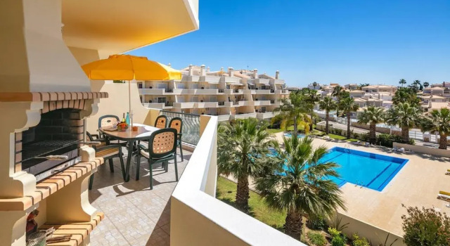 Апартаменты Beautiful 2-bed Apartment in Albufeira