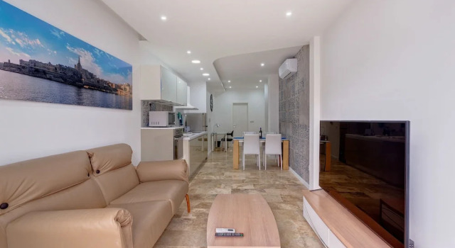 Modern 2 Bedroom Apartment in St Julians