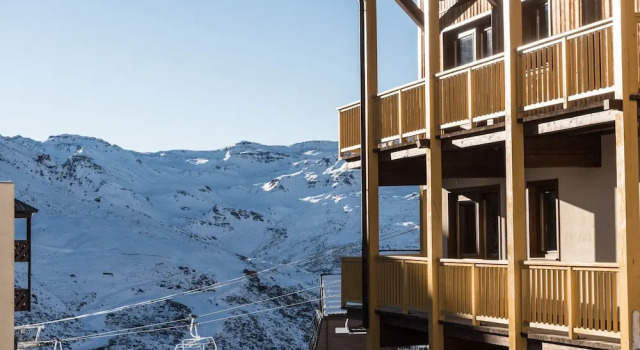 Nazca J2, Rezervați Hotel Les Belleville Rhône-Alps