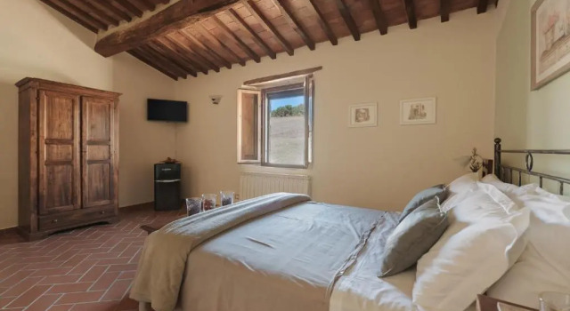 Terre di GIORGIO Agriturismo Villa la Palazzetta, Забронировать Вилла Кастильоне-д'Орча Валь д’Орча