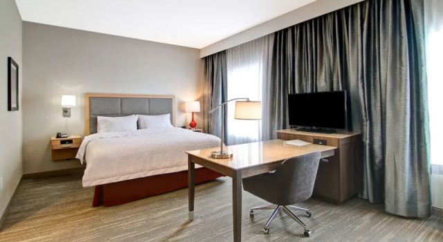 Двухместная студия Hampton Inn & Suites by Hilton Grande Prairie