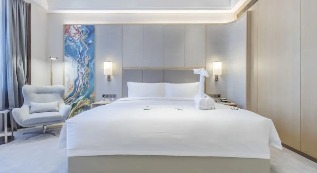 Номер Deluxe Qianhuazhou Hotel