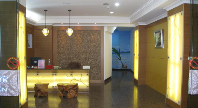 墾丁大街Kenting Night Market-福賓別館 Fu Bin Inn免費停車, Book Hostel Hostels in Hengchun, Hostel