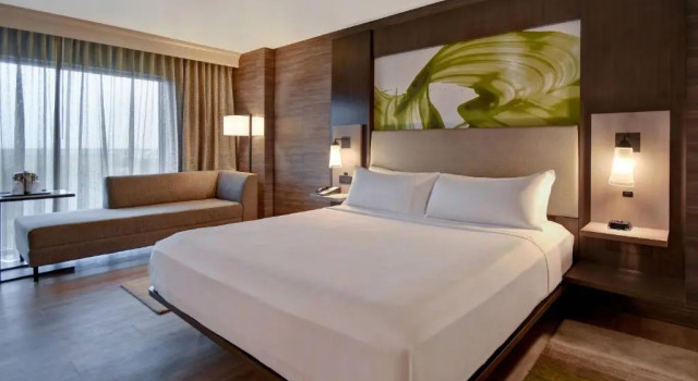 Четырёхместный номер Standard Dallas/Ft. Worth Marriott Hotel & Golf Club Champions Circle
