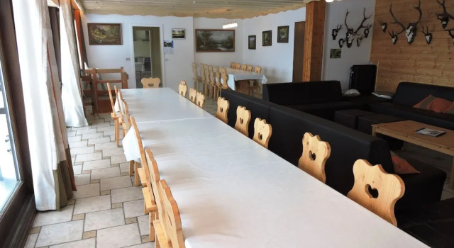 Modern Holiday Home in Xhoffraix With Sauna, Rezerwuj Hotel Xhoffraix Oost Kantons