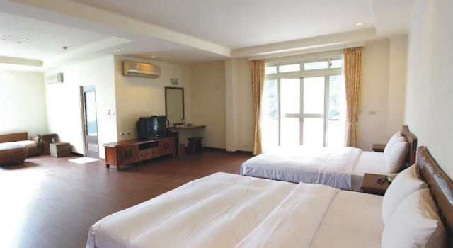 Standard Vierer Zimmer Spring Spa Hotel