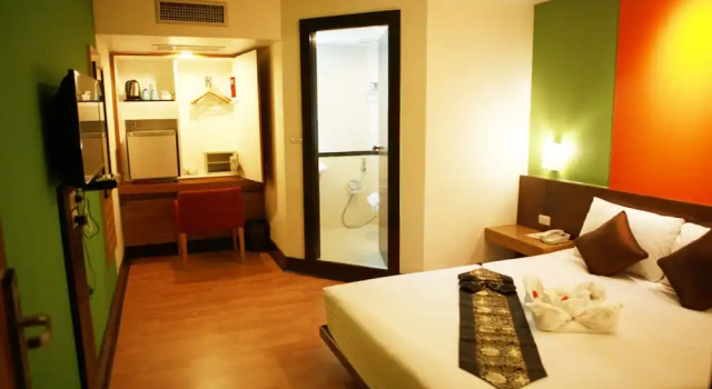 Двухместный номер Standard The Seasons Bangkok Huamark