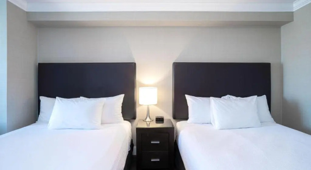 Номер Grand Sandman Hotel Oakville