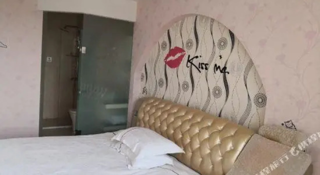 Люкс 0576 Business Hotel