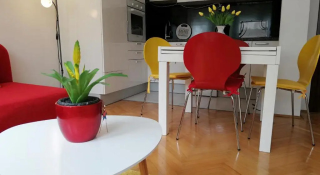 Апартаменты с балконом и с красивым видом из окна Apartment Tea 2