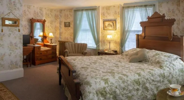 Номер Deluxe The Bridges Inn at Whitcomb House B&B