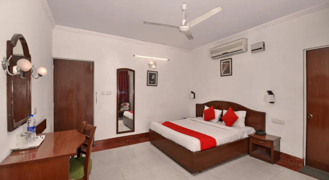 OYO 5232 Kwality Hotel, Rezervovat Hotel Déhrádún Uttarakhand