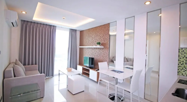 Amazon Residence Pattaya Sunny Rentals