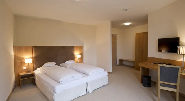 Schlossgut Odelzhausen, Varaa Hotelli Hotellit Baijeri pysäköinnillä, Pysäköinti