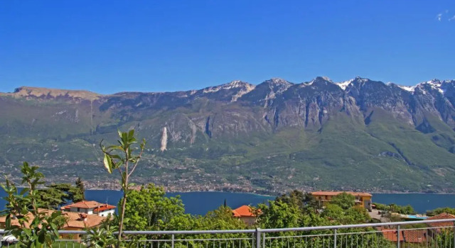 Апартаменты La Quiete 27 Lake view by Gardadomusmea