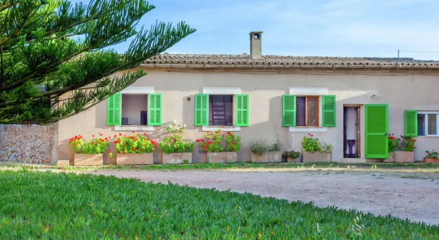 Campos Holiday Home, Book Hotel Campos 