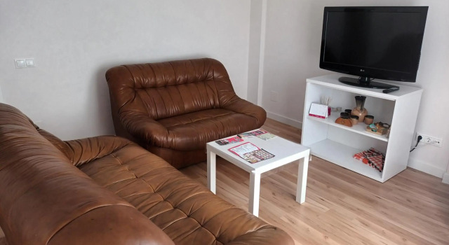 Piso NUEVO a 50 minutos de Madrid y Toledo, Book Hotel  