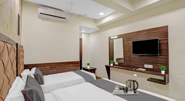 Collection O Hotel Stay Inn, Rezervovat Hotel Hotely v Gujarat s parkováním, Parkování