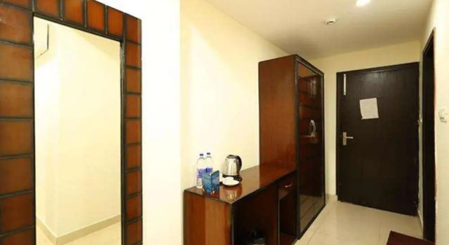 Fabhotel Red Coral, Rezervovat Hotel Haridvár Uttarakhand