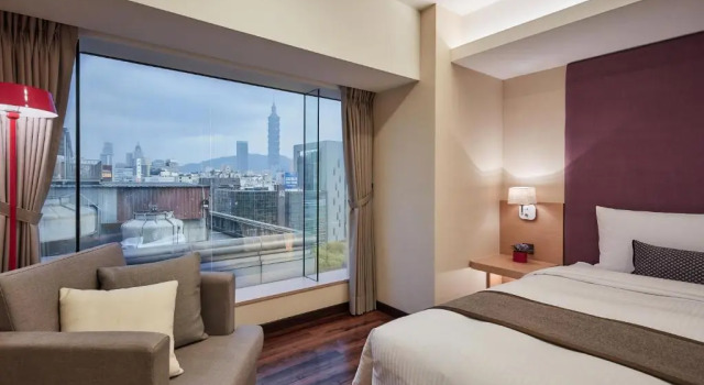Двухместный номер Deluxe Eastin Taipei Hotel